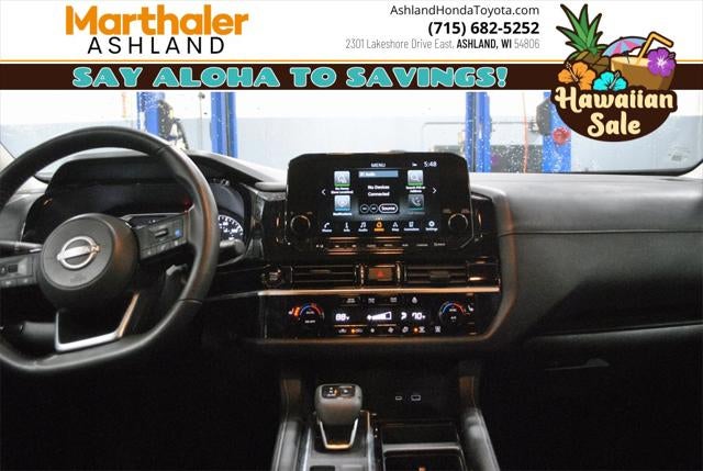 2025 Nissan Pathfinder SL AWD