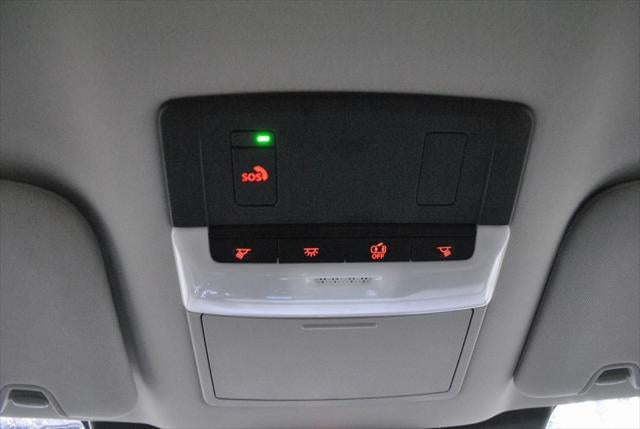 2025 Nissan Pathfinder SL AWD