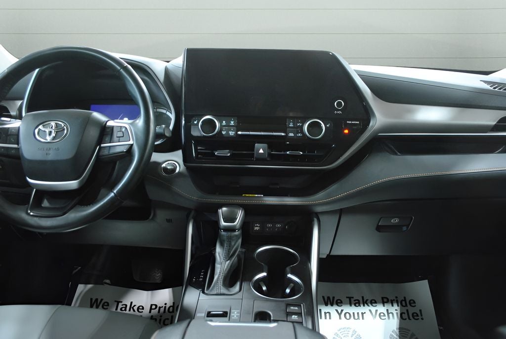 2023 Toyota HIGHLANDER HYBRD Bronze Edition AWD