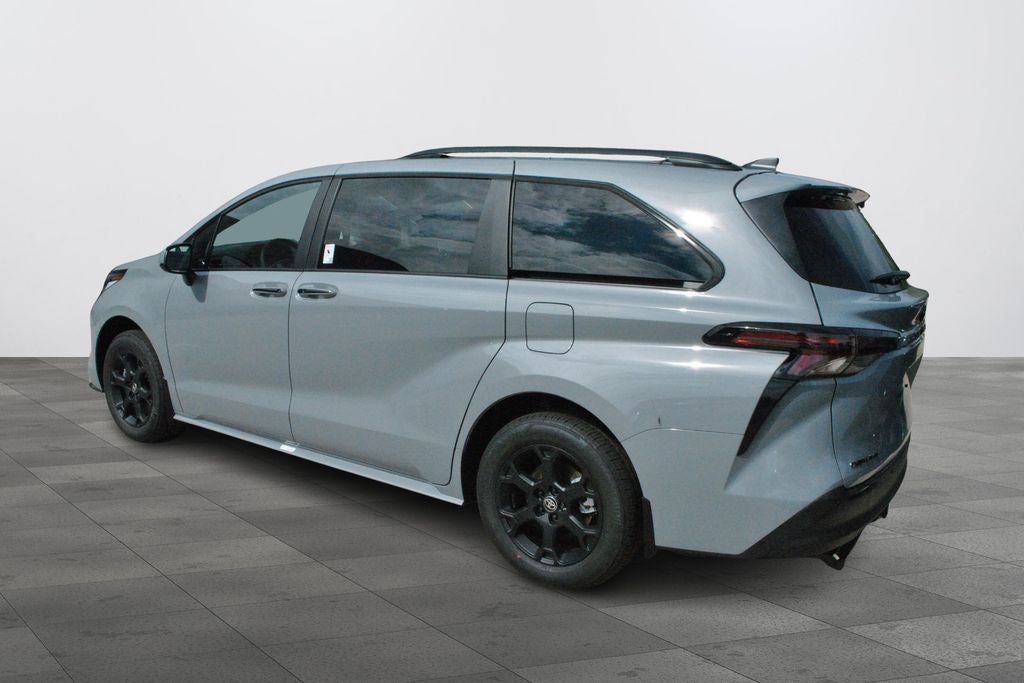 2026 Toyota Sienna Woodland Edition 7 Passenger
