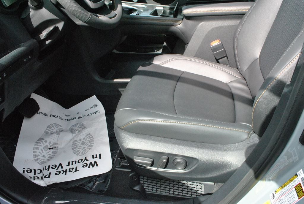 2026 Toyota Sienna Woodland Edition 7 Passenger