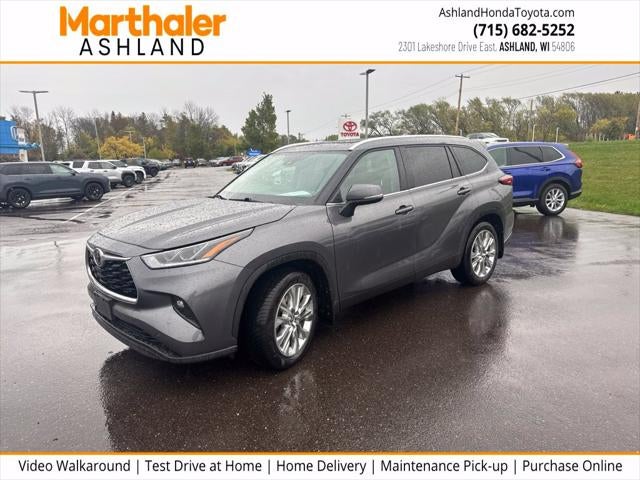 2021 Toyota Highlander Limited AWD 3rd Row w/ Tow Hitch