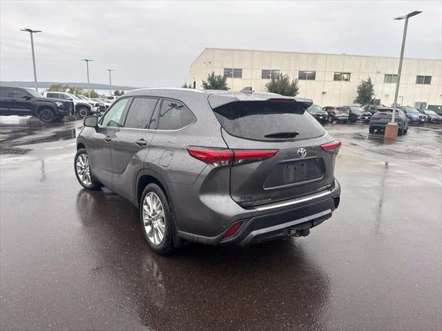 2021 Toyota Highlander Limited AWD 3rd Row w/ Tow Hitch
