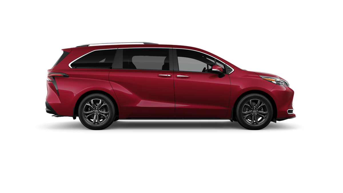 2026 Toyota Sienna Platinum 7 Passenger