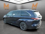 2026 Toyota Sienna Platinum 7 Passenger