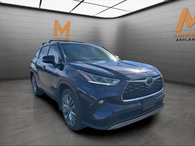 2022 Toyota Highlander Platinum AWD