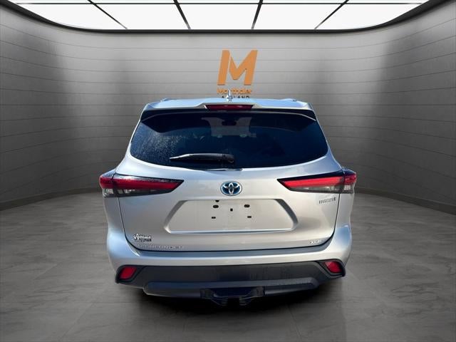2021 Toyota Highlander Hybrid XLE AWD