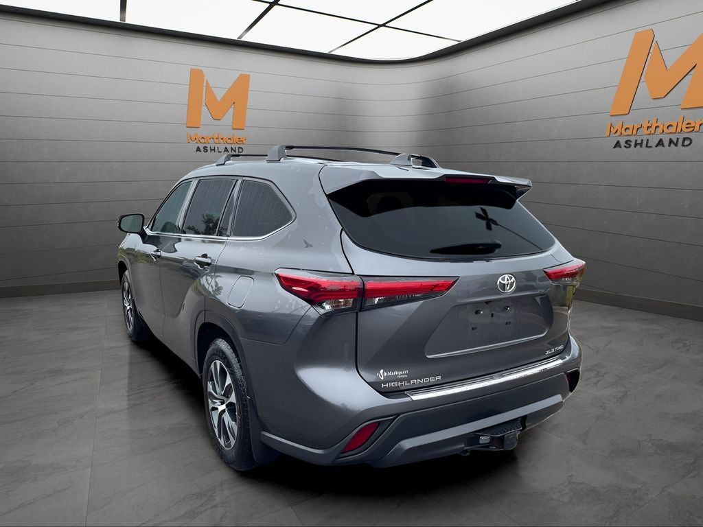 2022 Toyota Highlander XLE AWD