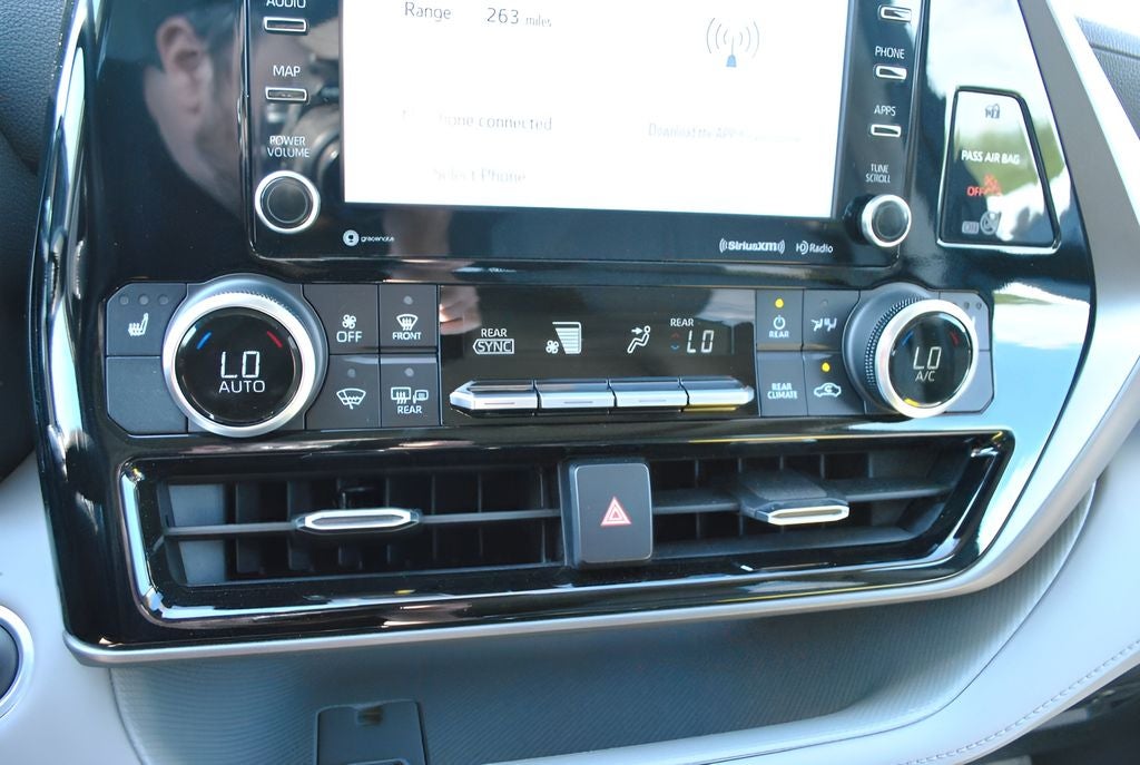 2021 Toyota Highlander XLE AWD