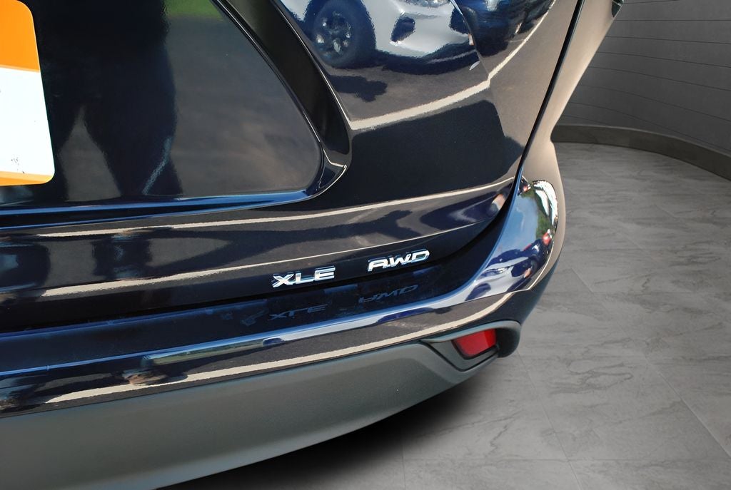 2021 Toyota Highlander XLE AWD