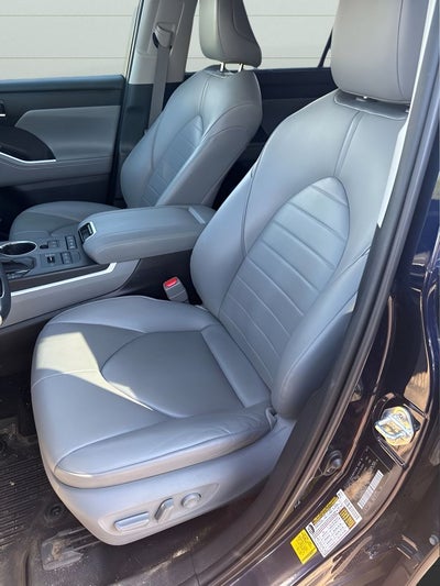 2021 Toyota Highlander XLE AWd