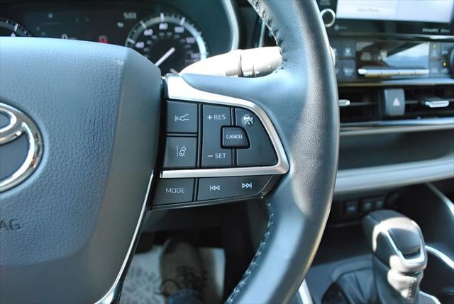 2021 Toyota Highlander XLE AWD