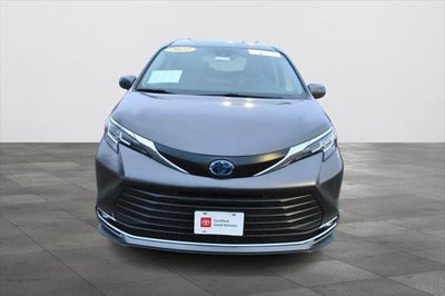 2022 Toyota SIENNA XLE XLE FWD