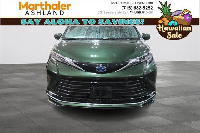 2023 Toyota SIENNA XLE XLE 7 Passenger Plus Package FWD