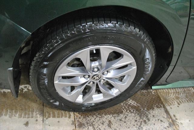 2023 Toyota SIENNA XLE XLE 7 Passenger Plus Package FWD