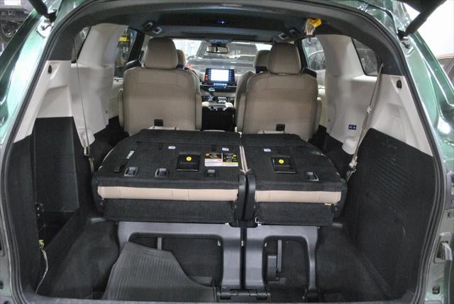 2023 Toyota SIENNA XLE XLE 7 Passenger Plus Package FWD