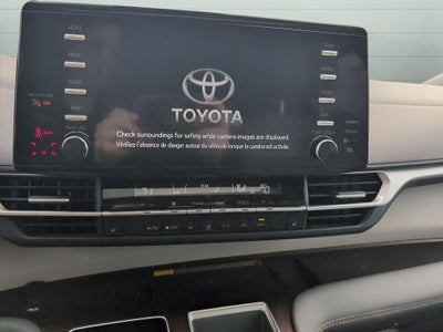2024 Toyota SIENNA XLE AWD XLE 7 Passenger