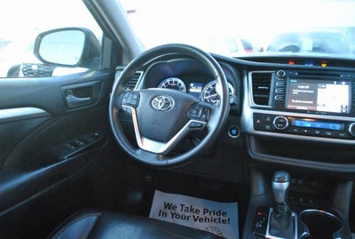2018 Toyota HIGHLANDER XLE 7 Passenger AWD