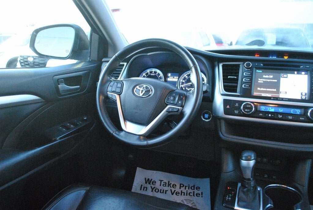 2018 Toyota HIGHLANDER XLE 7 Passenger AWD