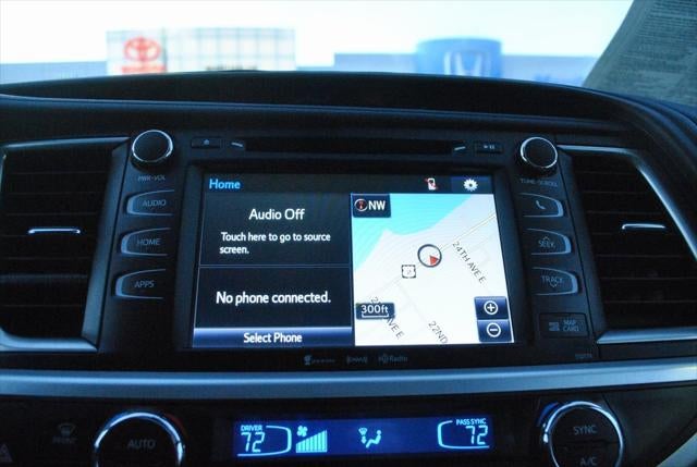 2018 Toyota HIGHLANDER XLE 7 Passenger AWD