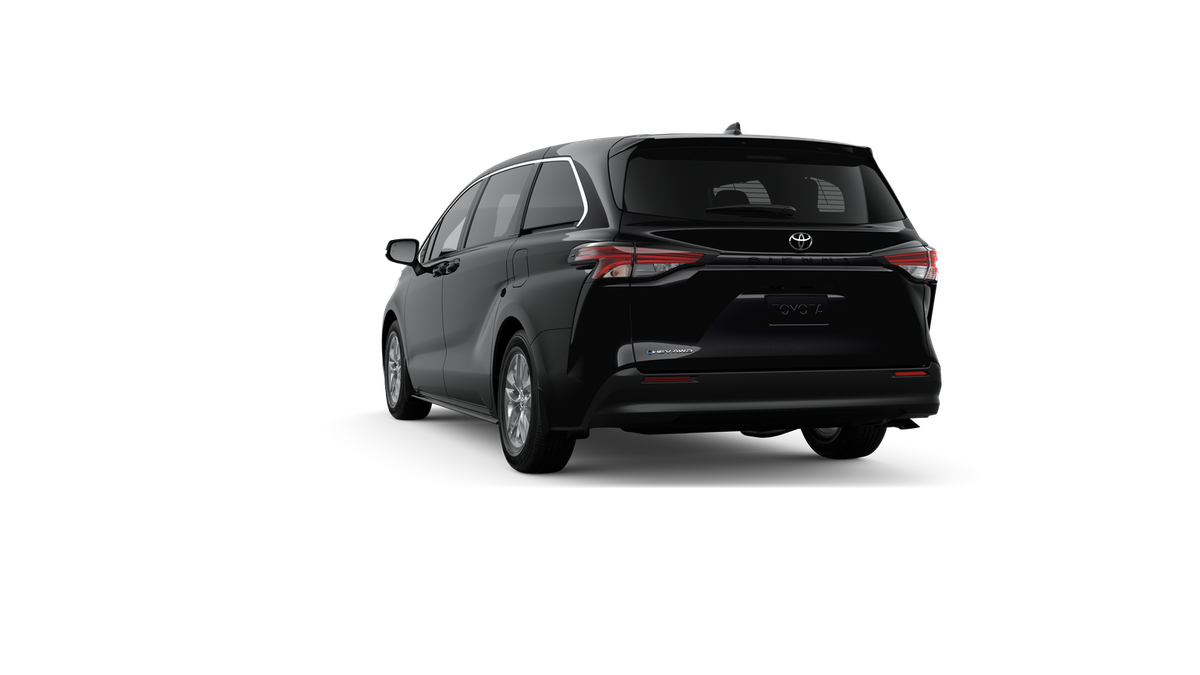 2026 Toyota Sienna LE 8 Passenger