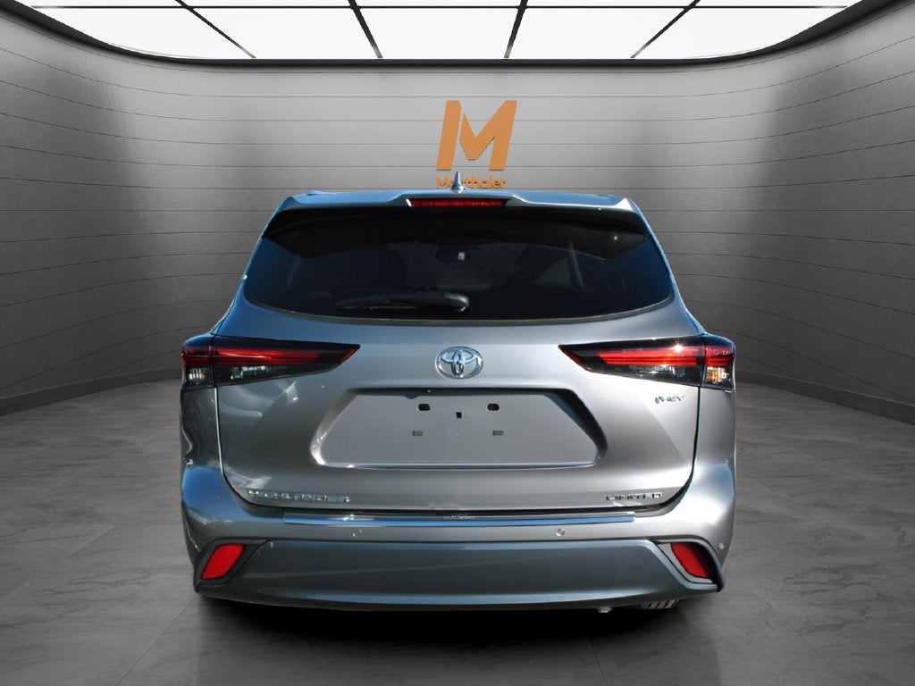 2026 Toyota Highlander Hybrid Limited
