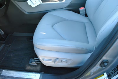 2026 Toyota Highlander Hybrid Limited