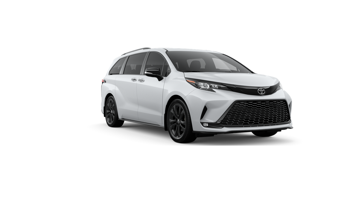2026 Toyota Sienna XSE 7 Passenger