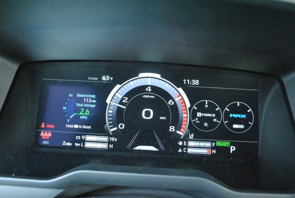 2026 Toyota Tundra i-FORCE MAX Platinum