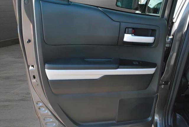 2020 Toyota Tundra SR5 Double Cab 4x4 5.7L V8