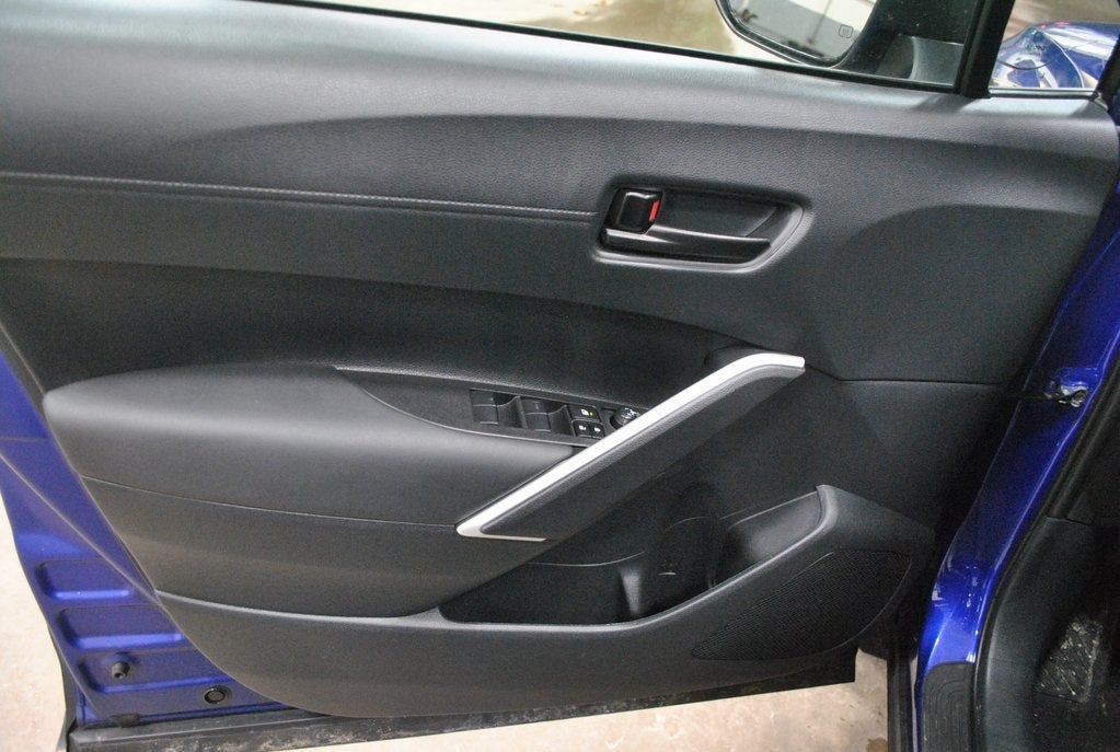 2025 Toyota Corolla Cross LE AWD