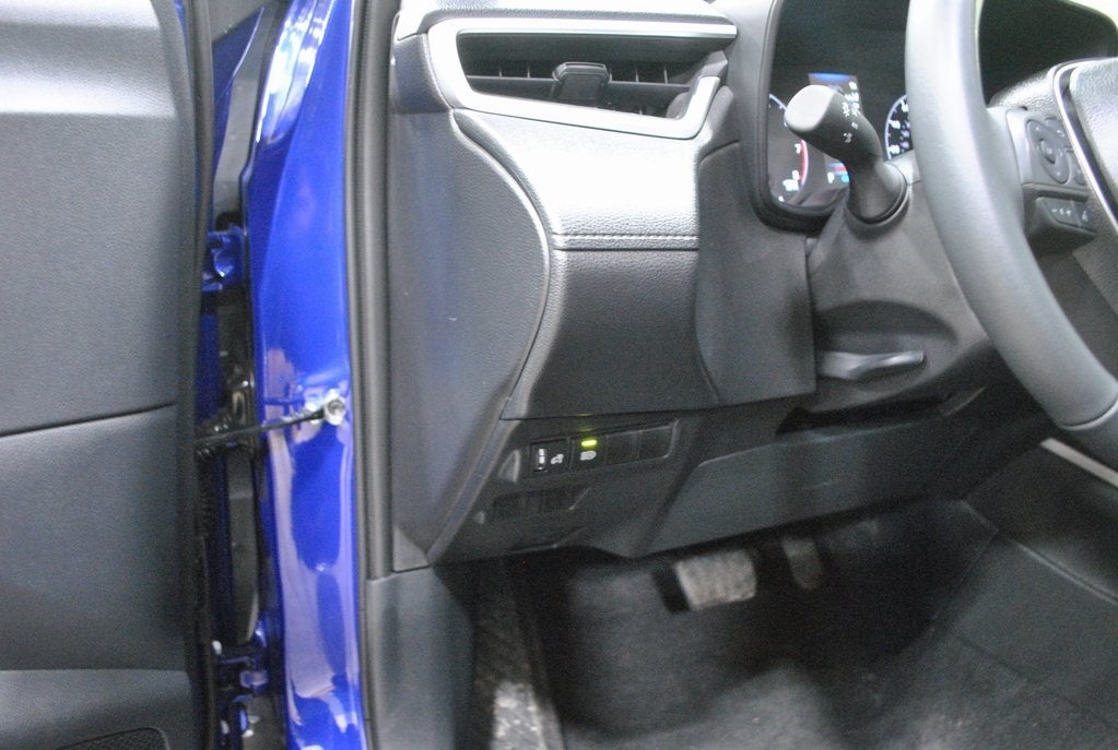 2025 Toyota Corolla Cross LE AWD