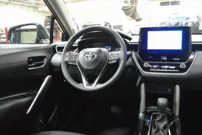 2025 Toyota Corolla Cross LE AWD