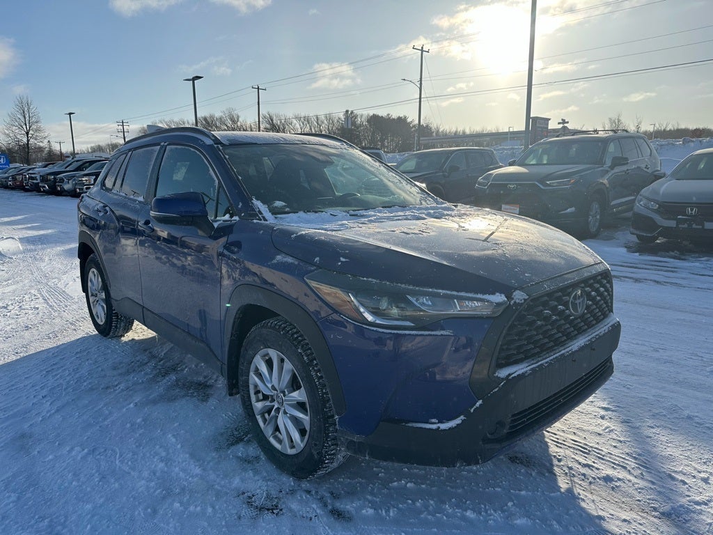 2022 Toyota Corolla Cross LE AWD