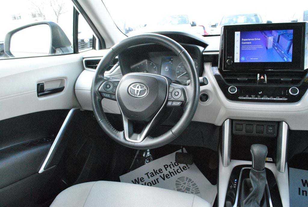 2023 Toyota Corolla Cross LE AWD