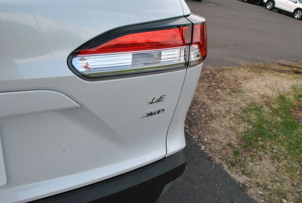 2023 Toyota Corolla Cross LE AWD