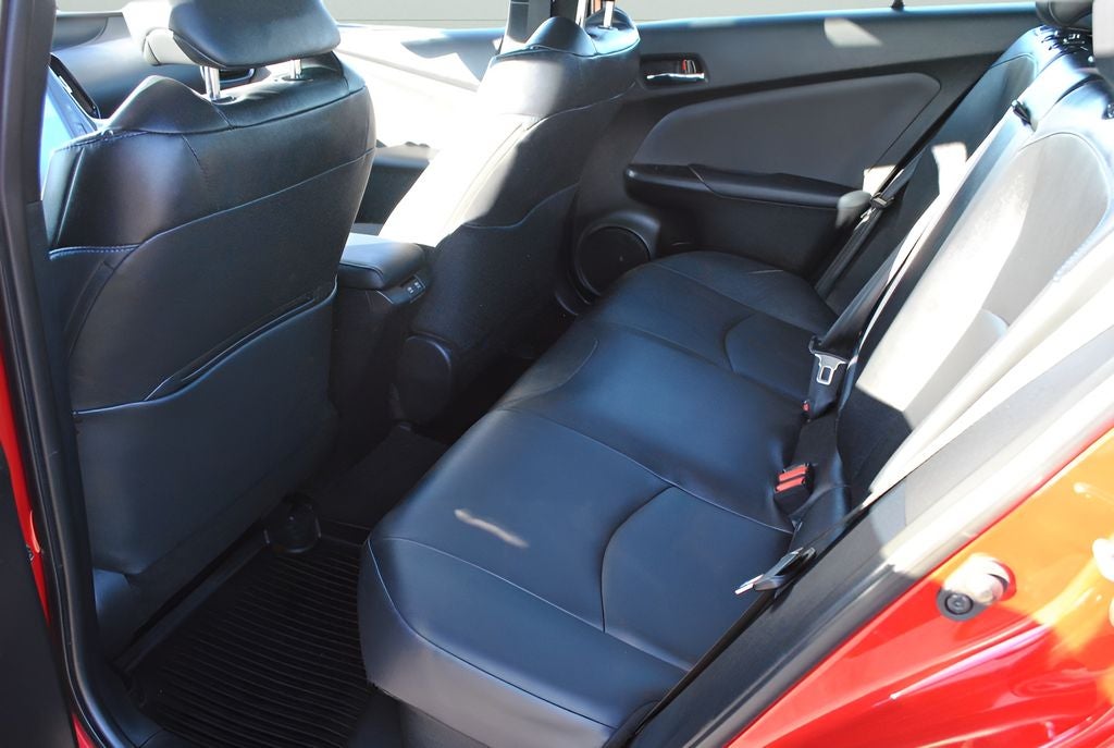 2022 Toyota PRIUS Limited FWD