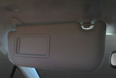 2022 Toyota PRIUS Limited FWD