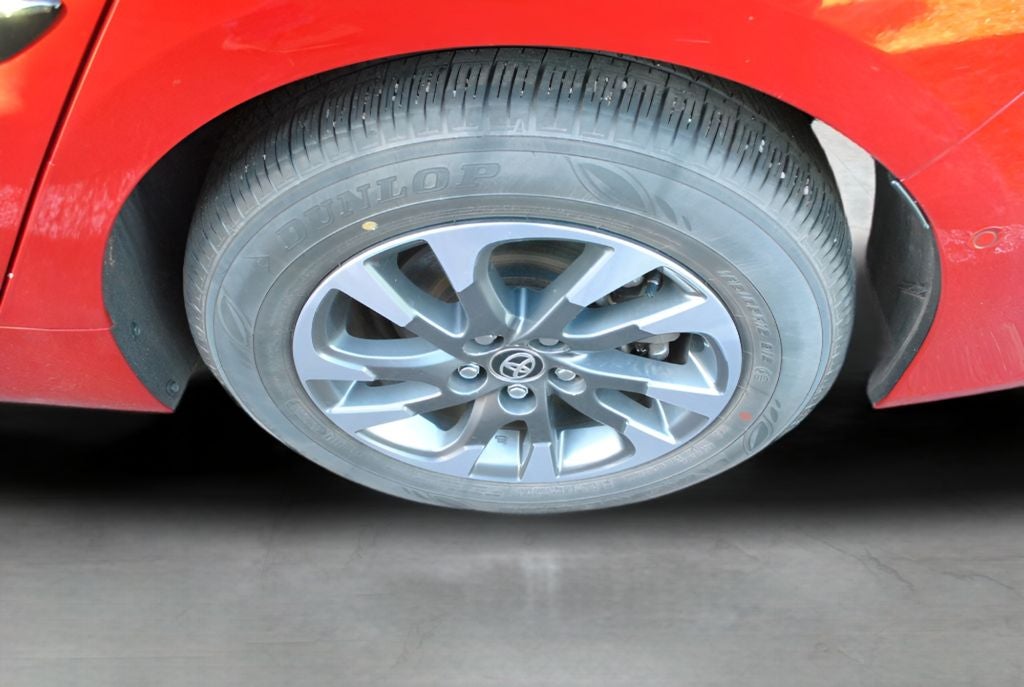 2022 Toyota PRIUS Limited FWD