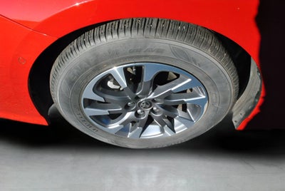 2022 Toyota PRIUS Limited FWD