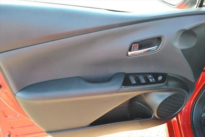2022 Toyota PRIUS Limited FWD