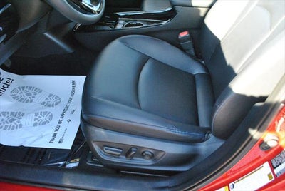 2022 Toyota PRIUS Limited FWD
