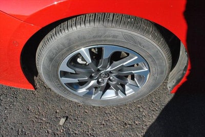 2022 Toyota PRIUS Limited FWD
