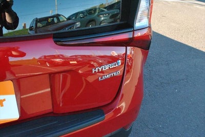 2022 Toyota PRIUS Limited FWD
