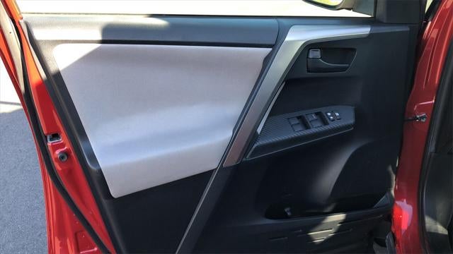 2015 Toyota RAV4 LE AWD