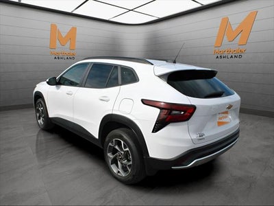 2025 Chevrolet Trax LT FWD