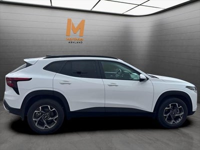 2025 Chevrolet Trax LT FWD