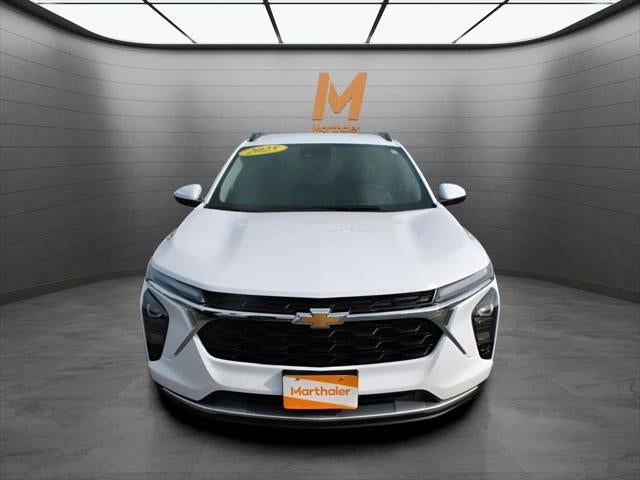 2025 Chevrolet Trax LT FWD