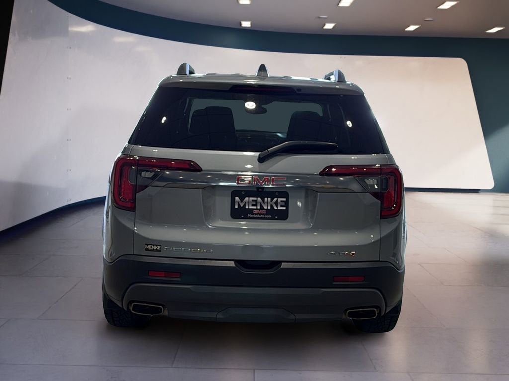 2023 GMC Acadia AT4