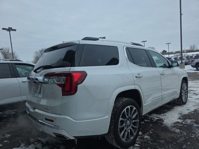 2023 GMC Acadia Denali